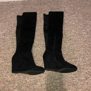 Chinese Laundry Wedges